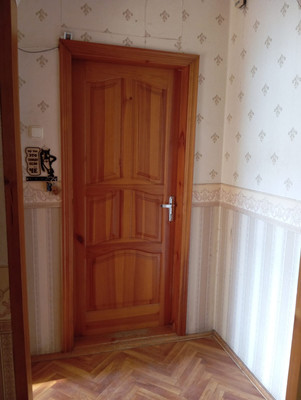 Продам трехкомнатную (3-комн.) квартиру, Гагарина ул, 4, Волгодонск г