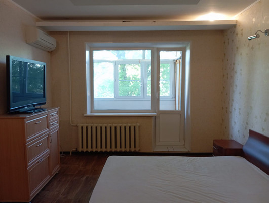 Продам двухкомнатную (2-комн.) квартиру, Энтузиастов ул, 46А, Волгодонск г
