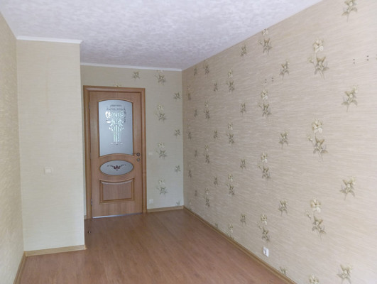Продам трехкомнатную (3-комн.) квартиру, Морская ул, 32, Волгодонск г