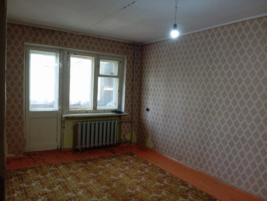 Продам трехкомнатную (3-комн.) квартиру, Морская ул, 32, Волгодонск г