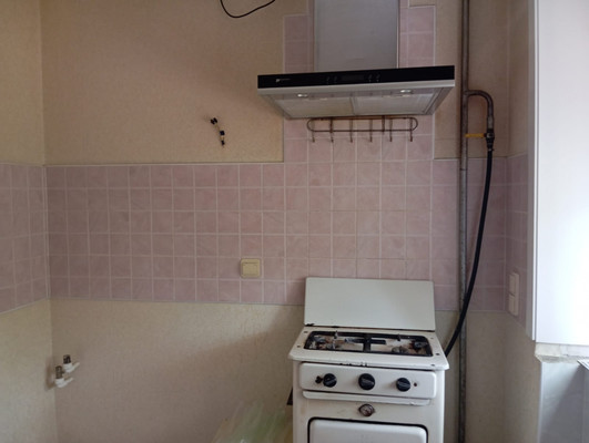 Продам трехкомнатную (3-комн.) квартиру, Морская ул, 32, Волгодонск г