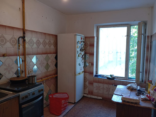 Продам трехкомнатную (3-комн.) квартиру, Энтузиастов ул, 26ж, Волгодонск г