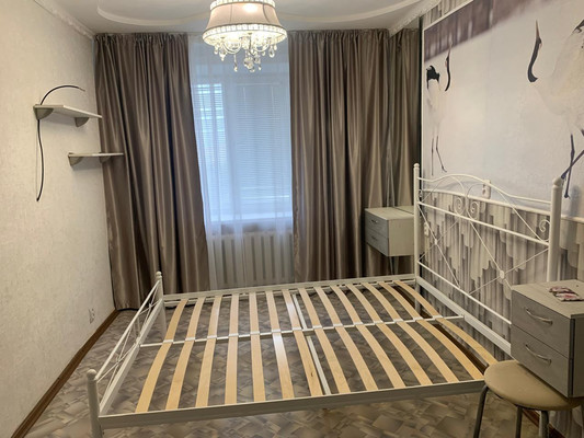 Продам двухкомнатную (2-комн.) квартиру, Маршала Кошевого ул, 3, Волгодонск г