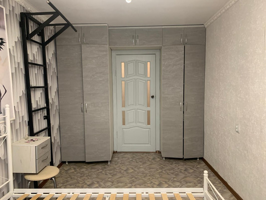 Продам двухкомнатную (2-комн.) квартиру, Маршала Кошевого ул, 3, Волгодонск г