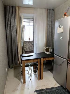 Продам двухкомнатную (2-комн.) квартиру, Лукина ул, 53, Казань г