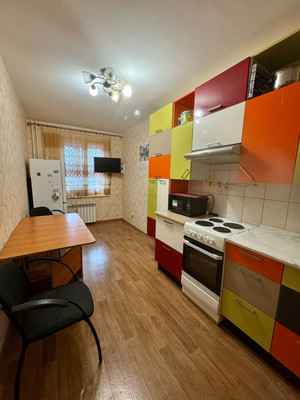 Продам однокомнатную (1-комн.) квартиру, 4ак1, Малое Карлино д