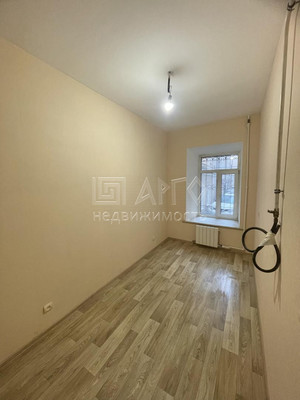Продам однокомнатную (1-комн.) квартиру, 8-я Красноармейская ул, 21к21, Санкт-Петербург г