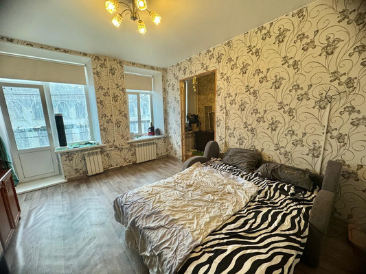 Продам многокомнатную квартиру, Мончегорская ул, 8, Санкт-Петербург г