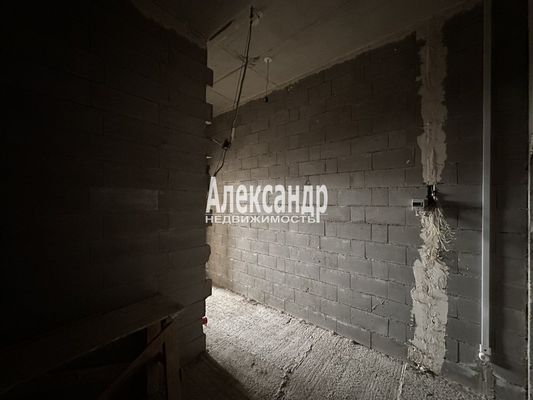 Продам однокомнатную (1-комн.) квартиру, Тихоокеанская ул, 1к1, Парголово п