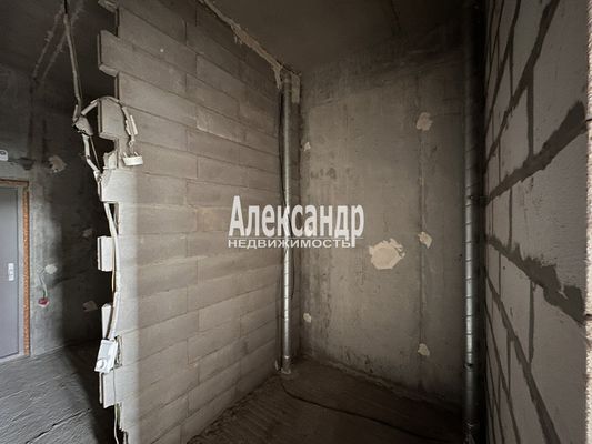 Продам однокомнатную (1-комн.) квартиру, Тихоокеанская ул, 1к1, Парголово п