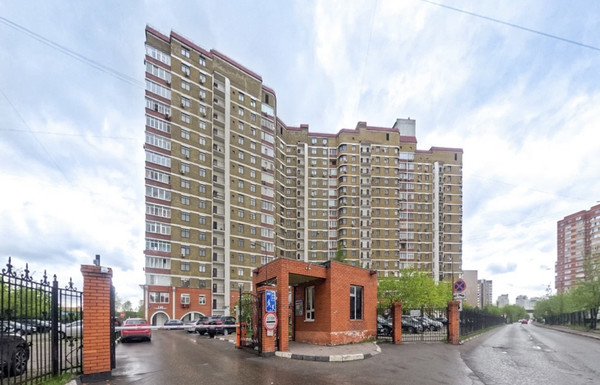 Продам трехкомнатную (3-комн.) квартиру, 3-е почтовое отделение ул, 55, Люберцы г