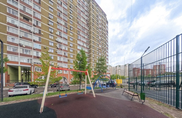 Продам трехкомнатную (3-комн.) квартиру, 3-е почтовое отделение ул, 55, Люберцы г