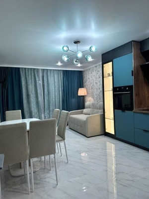 Продам трехкомнатную (3-комн.) квартиру, им. писателя Знаменского пр-кт, 17, Краснодар г