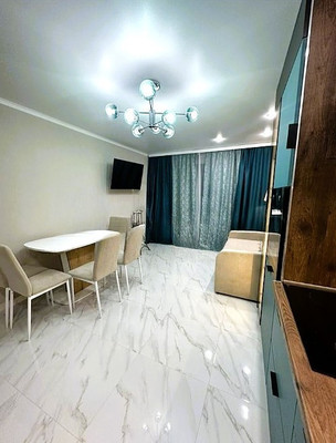 Продам трехкомнатную (3-комн.) квартиру, им. писателя Знаменского пр-кт, 17, Краснодар г