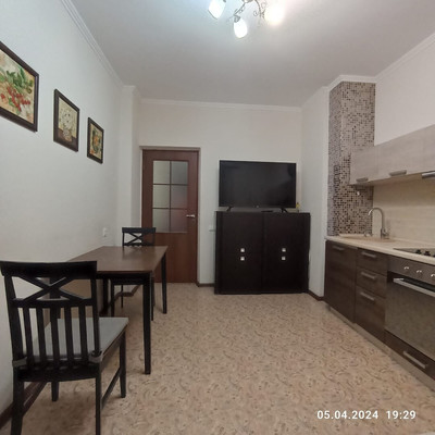 Продам двухкомнатную (2-комн.) квартиру, Артезианская ул, 20, Краснодар г