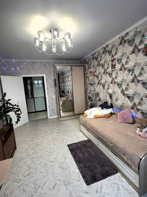 Продам трехкомнатную (3-комн.) квартиру, им. писателя Знаменского пр-кт, 6, Краснодар г