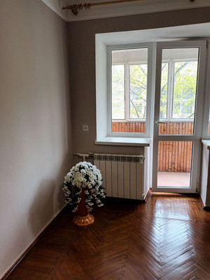 Продам двухкомнатную (2-комн.) квартиру, Социалистическая ул, 35, Ростов-на-Дону г