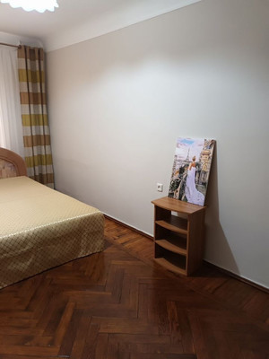 Продам двухкомнатную (2-комн.) квартиру, Социалистическая ул, 35, Ростов-на-Дону г