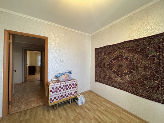 Продам трехкомнатную (3-комн.) квартиру, 11-я линия ул, 5/4, Ростов-на-Дону г