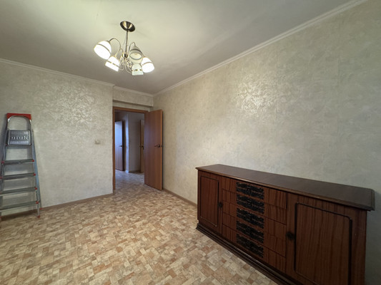 Продам трехкомнатную (3-комн.) квартиру, 11-я линия ул, 5/4, Ростов-на-Дону г