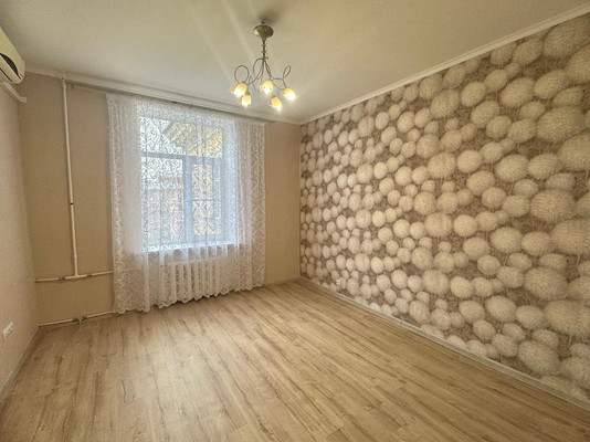 Продам двухкомнатную (2-комн.) квартиру, Ивановская ул, 12А, Санкт-Петербург г