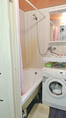 Продам двухкомнатную (2-комн.) квартиру, Бабушкина ул, 76В, Санкт-Петербург г