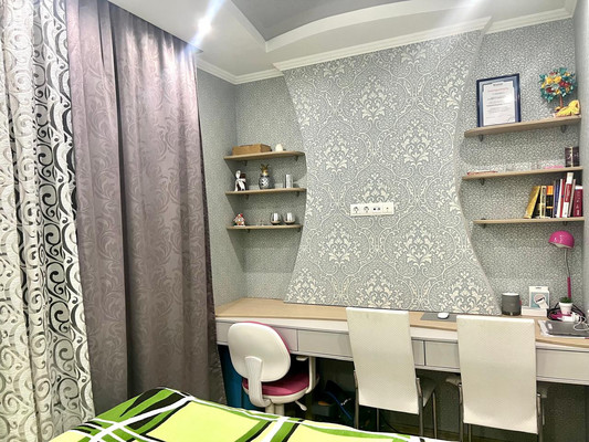 Продам двухкомнатную (2-комн.) квартиру, Южная ул, 27, Новороссийск г