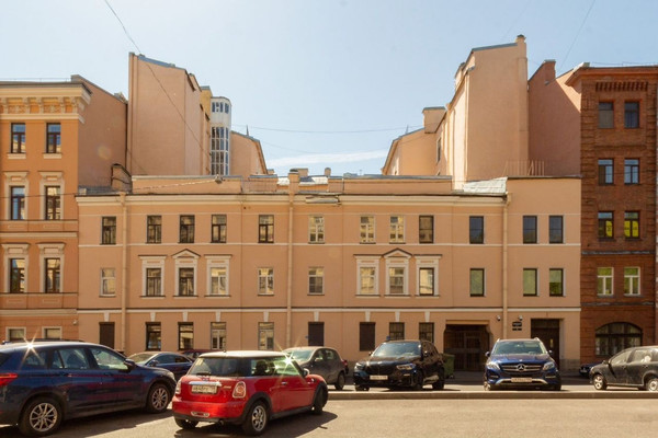 Продам трехкомнатную (3-комн.) квартиру, Смольный пр-кт, 9А, Санкт-Петербург г