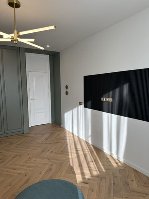 Продам трехкомнатную (3-комн.) квартиру, Космонавта Леонова ул, 47, Калининград г