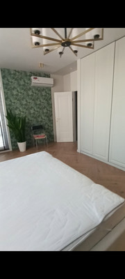 Продам трехкомнатную (3-комн.) квартиру, Космонавта Леонова ул, 47, Калининград г