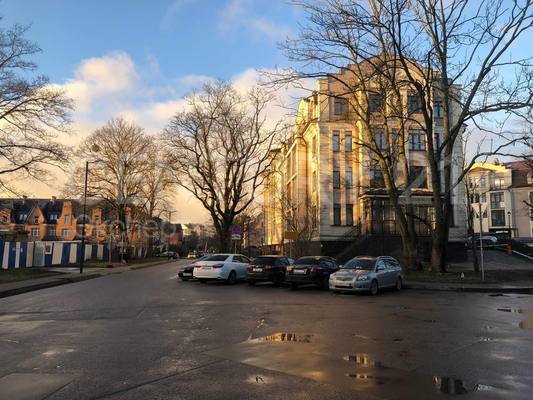 Продам коммерческое помещение 69,7 м2, Курортная ул, 4А , Калининград г