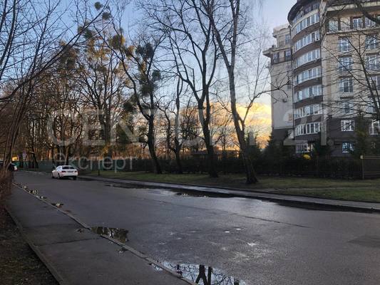 Продам коммерческое помещение 69,7 м2, Курортная ул, 4А , Калининград г