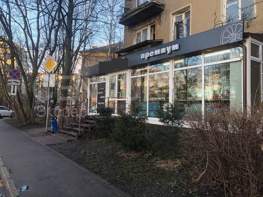 Продам коммерческое помещение 69,7 м2, Курортная ул, 4А , Калининград г