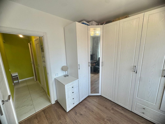 Продам трехкомнатную (3-комн.) квартиру, Северный пр-кт, 123к1, Санкт-Петербург г