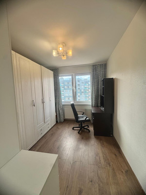 Продам трехкомнатную (3-комн.) квартиру, Северный пр-кт, 123к1, Санкт-Петербург г
