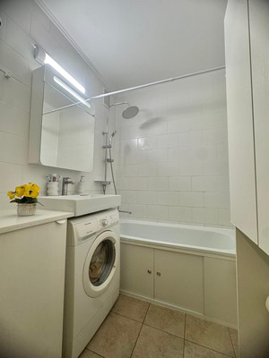 Продам трехкомнатную (3-комн.) квартиру, Северный пр-кт, 123к1, Санкт-Петербург г