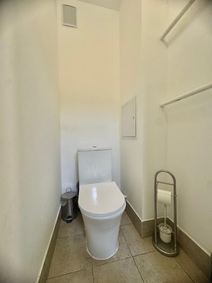 Продам трехкомнатную (3-комн.) квартиру, Северный пр-кт, 123к1, Санкт-Петербург г