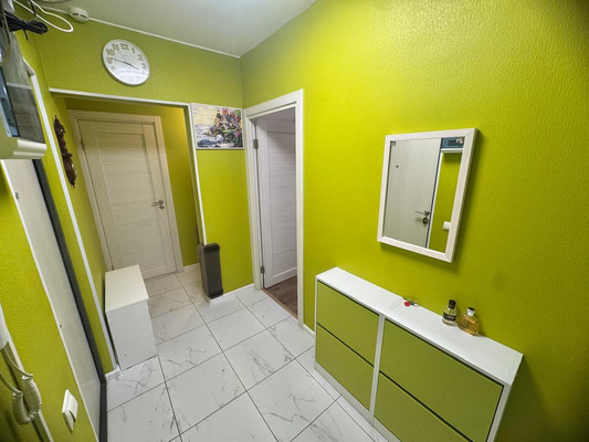 Продам трехкомнатную (3-комн.) квартиру, Северный пр-кт, 123к1, Санкт-Петербург г
