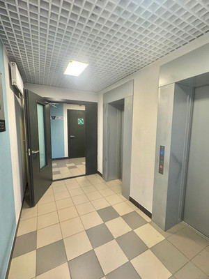 Продам трехкомнатную (3-комн.) квартиру, Северный пр-кт, 123к1, Санкт-Петербург г