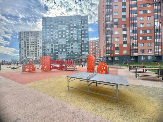 Продам трехкомнатную (3-комн.) квартиру, Северный пр-кт, 123к1, Санкт-Петербург г