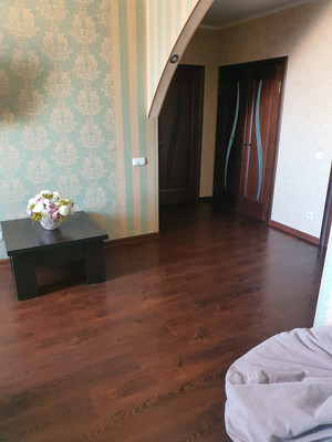 Продам трехкомнатную (3-комн.) квартиру, Тружеников ул, 80, Ростов-на-Дону г