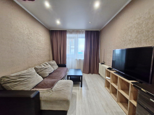 Продам однокомнатную (1-комн.) квартиру, Береговая ул, 21, Ишим г