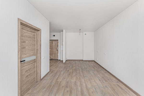 Продам трехкомнатную (3-комн.) квартиру (долевое), Пригородный п