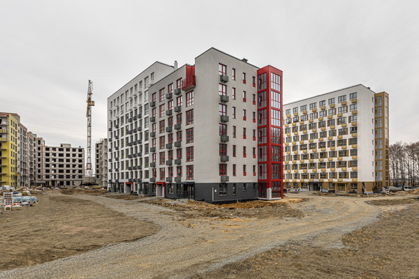 Продам трехкомнатную (3-комн.) квартиру (долевое), Пригородный п