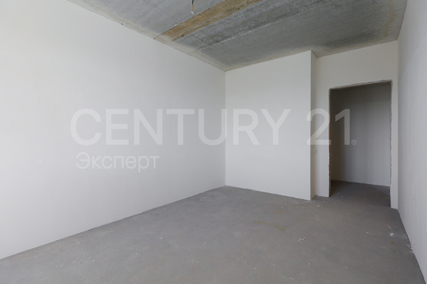 Продам трехкомнатную (3-комн.) квартиру, Лобачевского ул, 2А , Калининград г