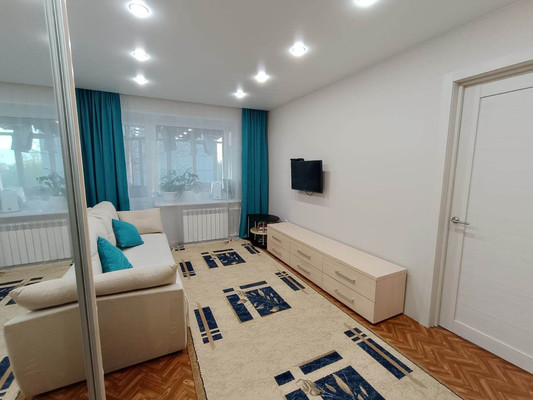 Продам трехкомнатную (3-комн.) квартиру, Карьерная ул, 55, Иваново г
