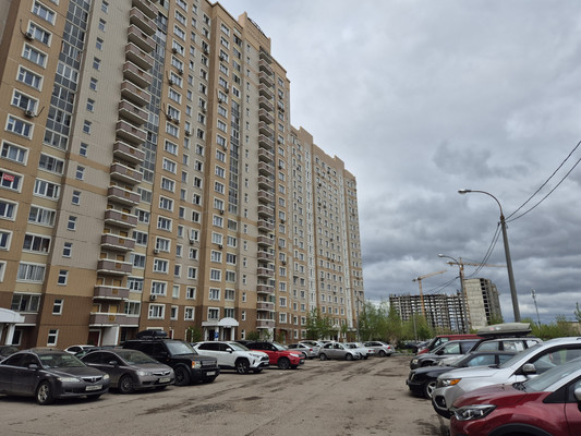 Продам трехкомнатную (3-комн.) квартиру, Лесной снт, 5к1, Подольской машинно-испытательной станции п