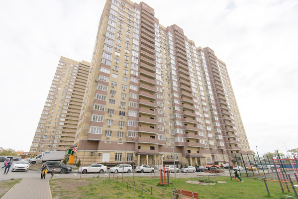 Продам однокомнатную (1-комн.) квартиру, Магнитогорская ул, 2кВ, Ростов-на-Дону г