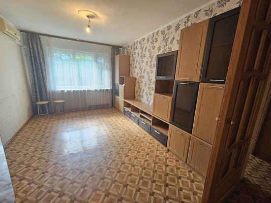 Продам двухкомнатную (2-комн.) квартиру, Короленко ул, 25, Казань г