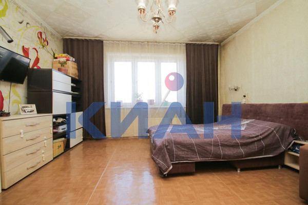 Продам двухкомнатную (2-комн.) квартиру, Комсомольский пр-кт, 1, Красноярск г